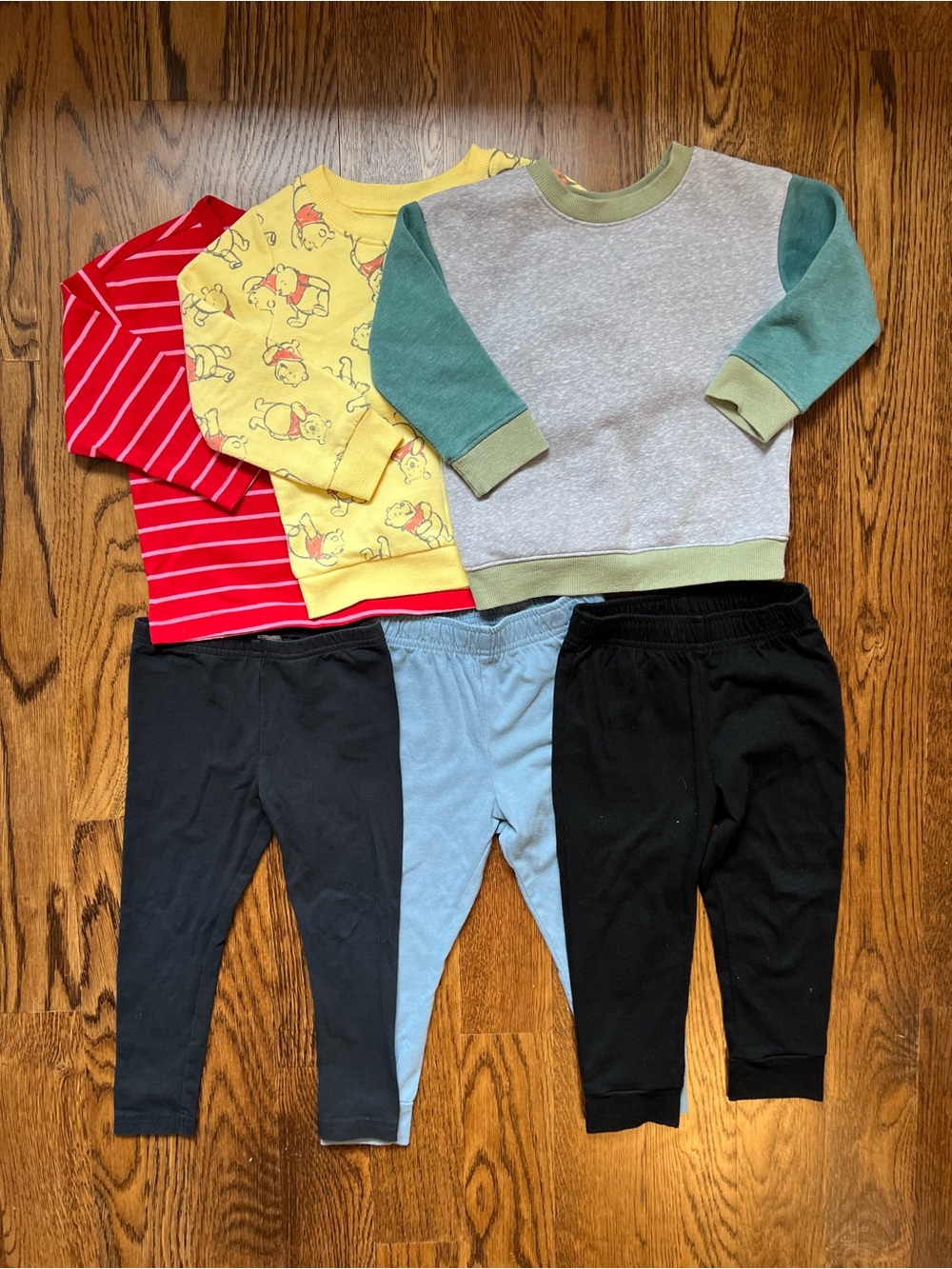 2T Fall Bundle - 2 sweatshirts, 1 long sleeve, 2 joggers, 1 leggings